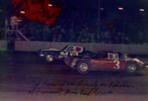 Zieman beating Bob Shryock to end his nine race streak at Fairmont Raceway, collection the $500 bounty. Art Heinold collection. 